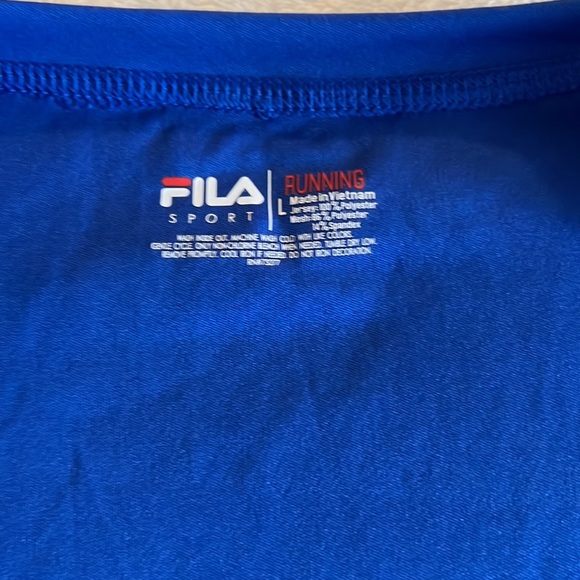 🆕 NWT Fila running short size L - Picture 2 of 6